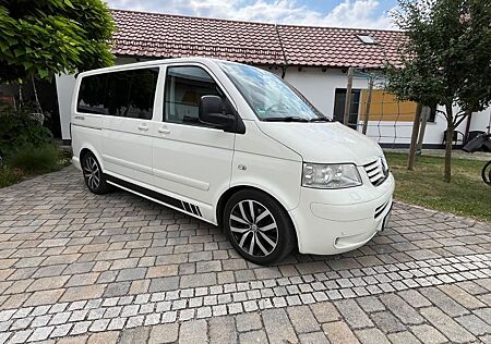 VW T5 Multivan Volkswagen 2.5 TDI United