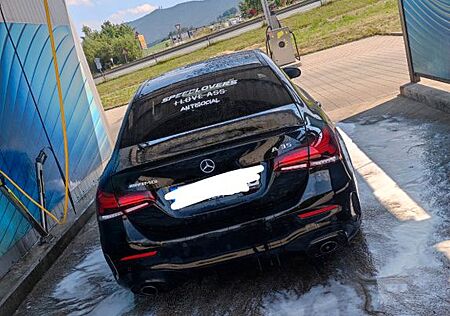 Mercedes-Benz A 35 AMG Mercedes-AMG A 35 4MATIC DCT Merced...