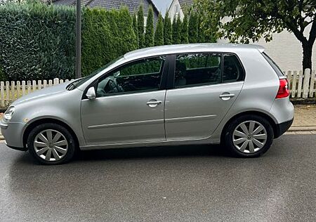 VW Golf Volkswagen V 1,4 HU 02/2027 Zahnriemen Wasserpumpe neu