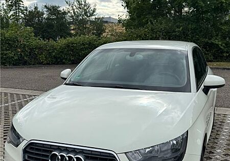 Audi A1 1.6 TDI 66kW Ambition Ambition