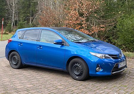 Toyota Auris Executive 2,0-l-D-4D S/S Executive Plus