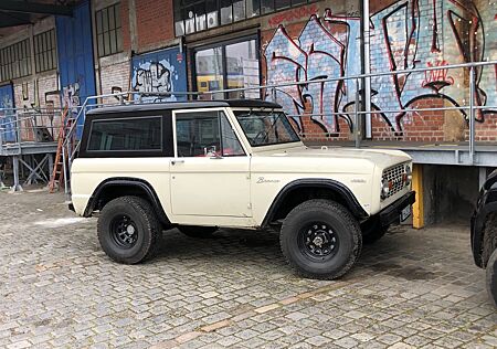 Ford Bronco