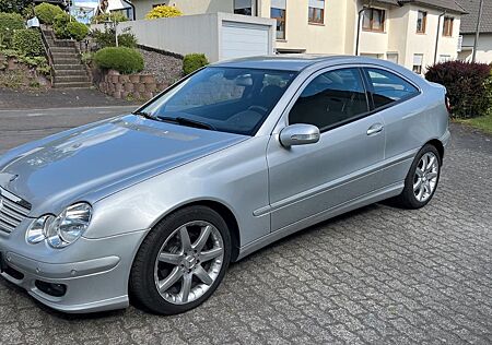 Mercedes-Benz C 180 KOMPRESSOR Sportcoupé Evolution