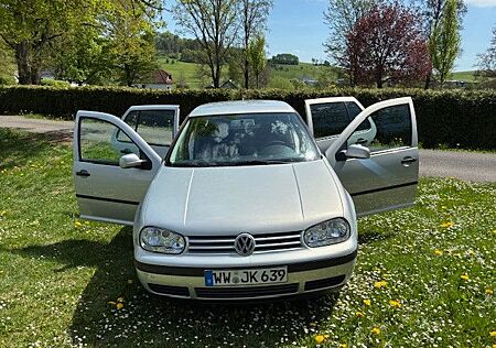 VW Golf Volkswagen 1.4 Basis