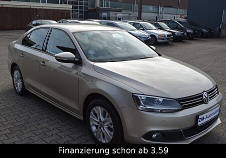 VW Jetta Volkswagen 1.2 TSI LIFE *Orig.82000KM*6 Gang*