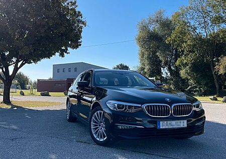 BMW 530i Touring - lückenlos -scheckheftgepflegt
