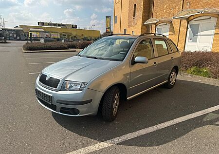 Skoda Fabia Combi KOMBI 1.4 16V TÜV 01.26