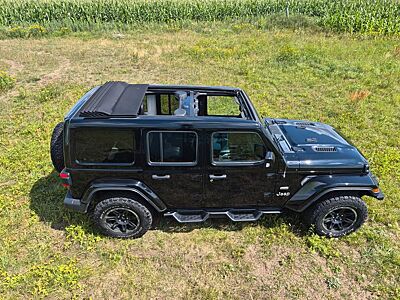 Jeep Wrangler JLU Sky One-Touch Overland TÜV neu