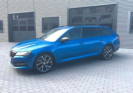 Skoda Superb Combi Sportline 4x4/AHK/360 Kamera