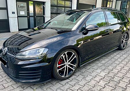 VW Golf Volkswagen 2.0 TDI BMT GTD Variant AHK Dynaudio