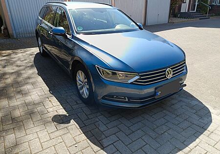 VW Passat Variant Volkswagen 1.4 TSI ACT Comfortline Varia...