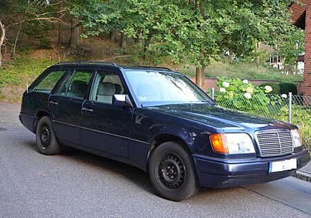 Mercedes-Benz E 200 Kombi, Typ 124 T, AHK, ohne TÜV