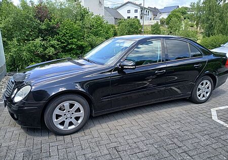 Mercedes-Benz E 200 CDI CLASSIC Classic