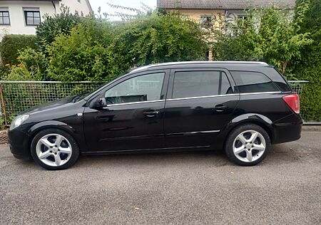 Opel Astra Caravan 1.8 -