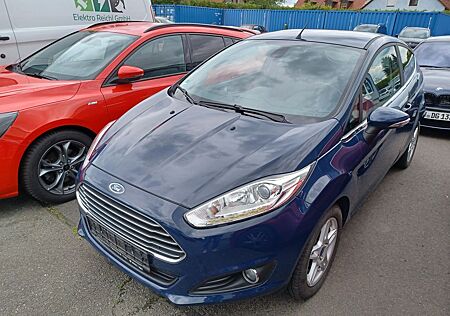 Ford Fiesta 1,0 ** Titanium / Navi ** mit Garantie