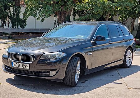 BMW 530d xDrive Touring -