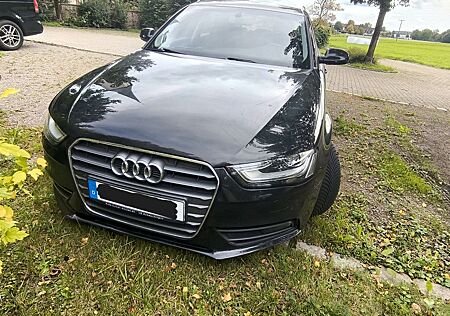 Audi A4 2.0 TDI 100kW ultra Attraction Avant Attr...