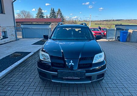 Mitsubishi Outlander 2.0 Invite
