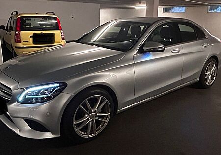 Mercedes-Benz C 180 Autom. -