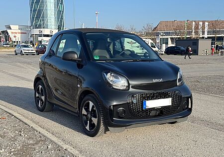 Smart ForTwo EQ Passion,Klima,Carplay,DAB,Allwetter