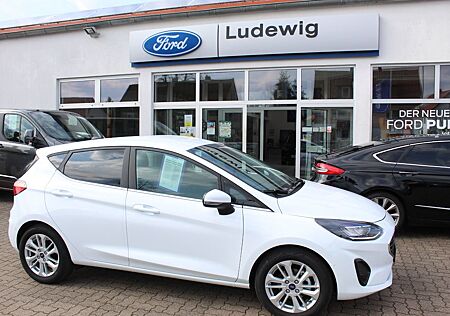 Ford Fiesta Titanium B&O LED Navi Kamera Winterpaket