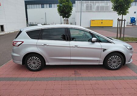 Ford S-Max 2,0 EcoBlue 140kW 4x4 Trend Auto Trend