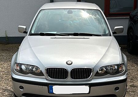 BMW 320i E46 - Automatik / 107.000km / TÜV 03/2026