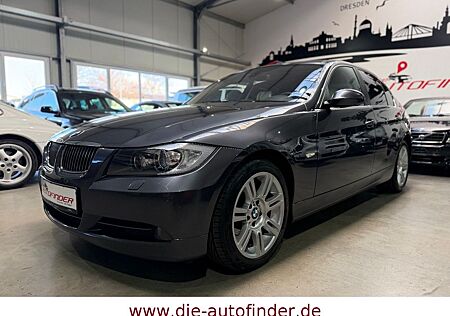 BMW 330i xDrive Lim. Aut. Xenon,Navi,Leder,PDC,17"