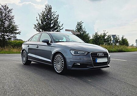 Audi A3 2.0 TDI S tronic Ambition AHK DSG