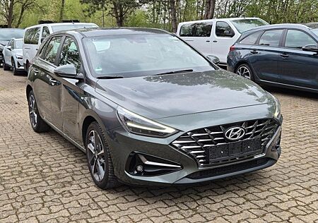 Hyundai i30 Trend 1.0 Mild-Hybrid Automatik, LED,NAVI