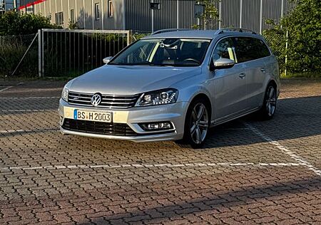 VW Passat Variant Volkswagen 2.0 TDI DSG 4MOT 125kW R-Line