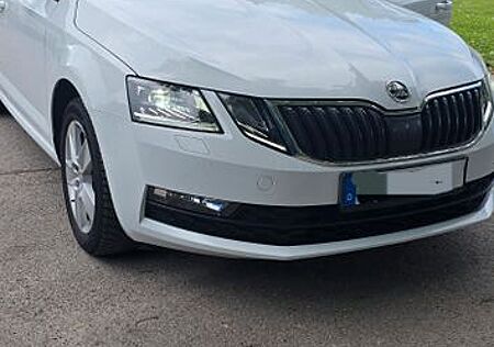 Skoda Octavia 1.5 TSI 111 (5E5) combi