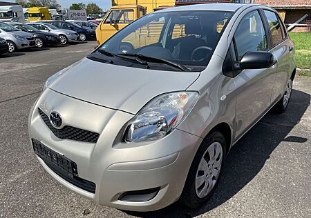 Toyota Yaris Cool/KLIMA/1.HAND/S-HEFT/TOP Zustand