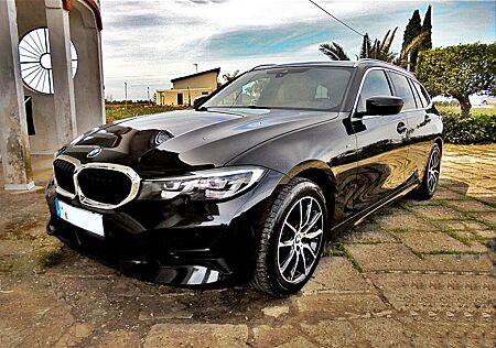 BMW 318d Touring M Sport Distronic Vollausstattung