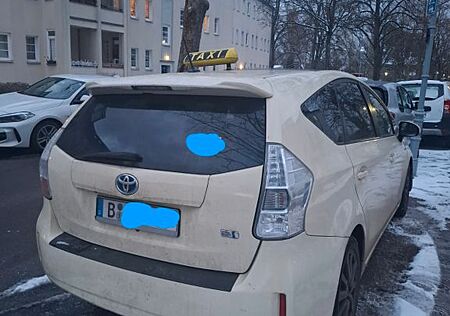Toyota Prius + 1.8-l-VVT-i -