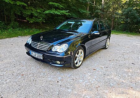 Mercedes-Benz C 320 CDI T AVANTGARDE AMG Packet 1