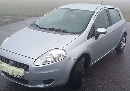 Fiat Grande Punto 1.4 8V Start , sofort verfügbar