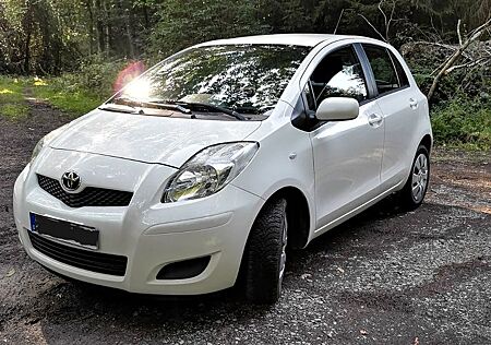 Toyota Yaris 1,0-l-VVT-i -