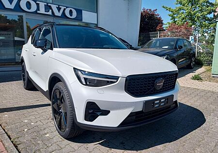 Volvo XC 40 B3 Ultra Black Edition 2WD