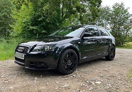 Audi A3 3.2 quattro S-Line Ambition Exclusive