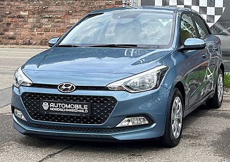 Hyundai i20 Trend KLIMA SZH PDC LKH TMT MULTI