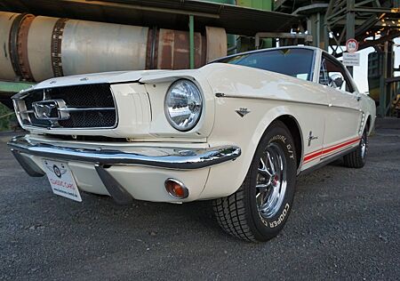 Ford Mustang GT STYLE - V8 mit Automatik TüV und H