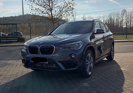 BMW X1 sDrive20i Sport Line Steptronic DCT Sport...
