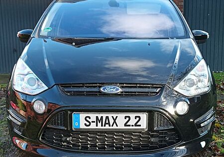 Ford S-Max 2,2 TDCi 147kW DPF Titanium S