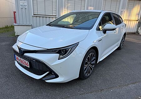 Toyota Corolla Hybrid Team D Bremsen/Reifen/HU NEU!!