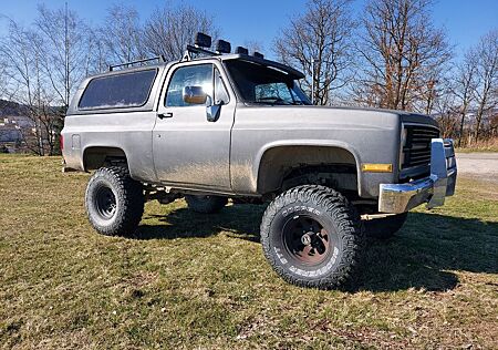 Chevrolet Blazer K5, 6.2 V8 Diesel, hoch, 35er Reifen, TÜV