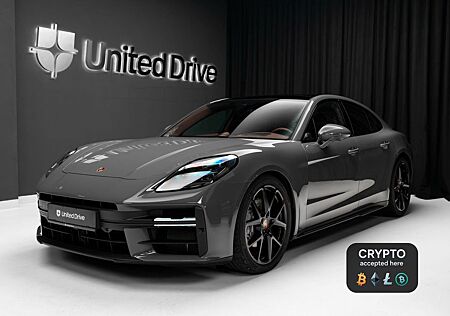 Porsche Panamera 4