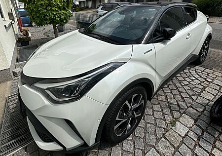Toyota C-HR 2.0-l-VVTi Hybrid Team Deutschland Team...