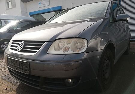 VW Touran Volkswagen Trendline