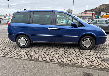 Lancia Phedra 2.0 16v JTD Executive Comfortronic